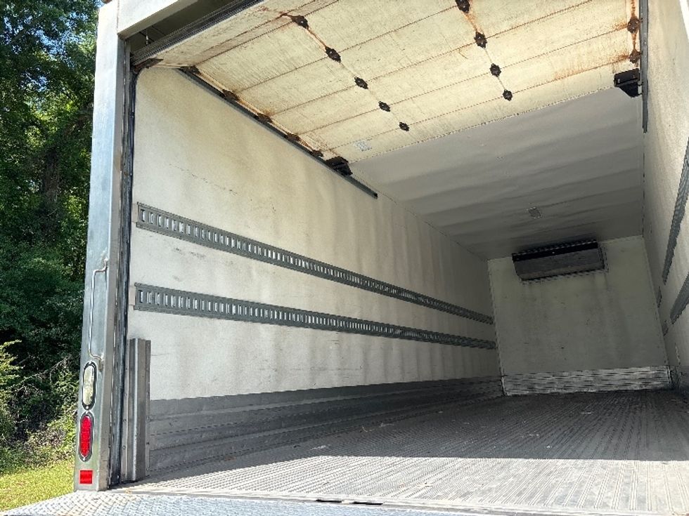 Refrigerated Truck-Light and Medium Duty Trucks-International-2020-MV607-Tuscaloosa-AL-193,629\n\t\tmiles-$ 62,250 - Image 11