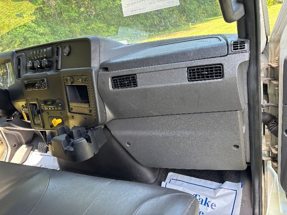 Refrigerated Truck-Light and Medium Duty Trucks-International-2020-MV607-Tuscaloosa-AL-193,629\n\t\tmiles-$ 62,250 - Image 20