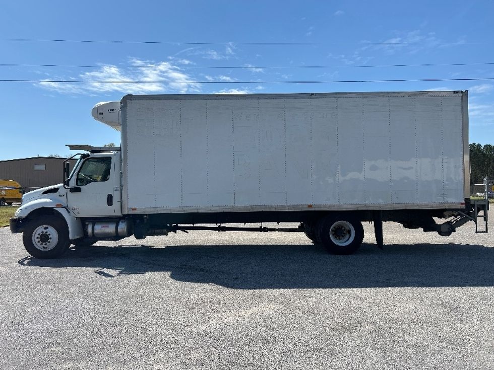 Refrigerated Truck-Light and Medium Duty Trucks-International-2020-MV607-Tuscaloosa-AL-68,614\n\t\tmiles-$ 75,000 - Image 4