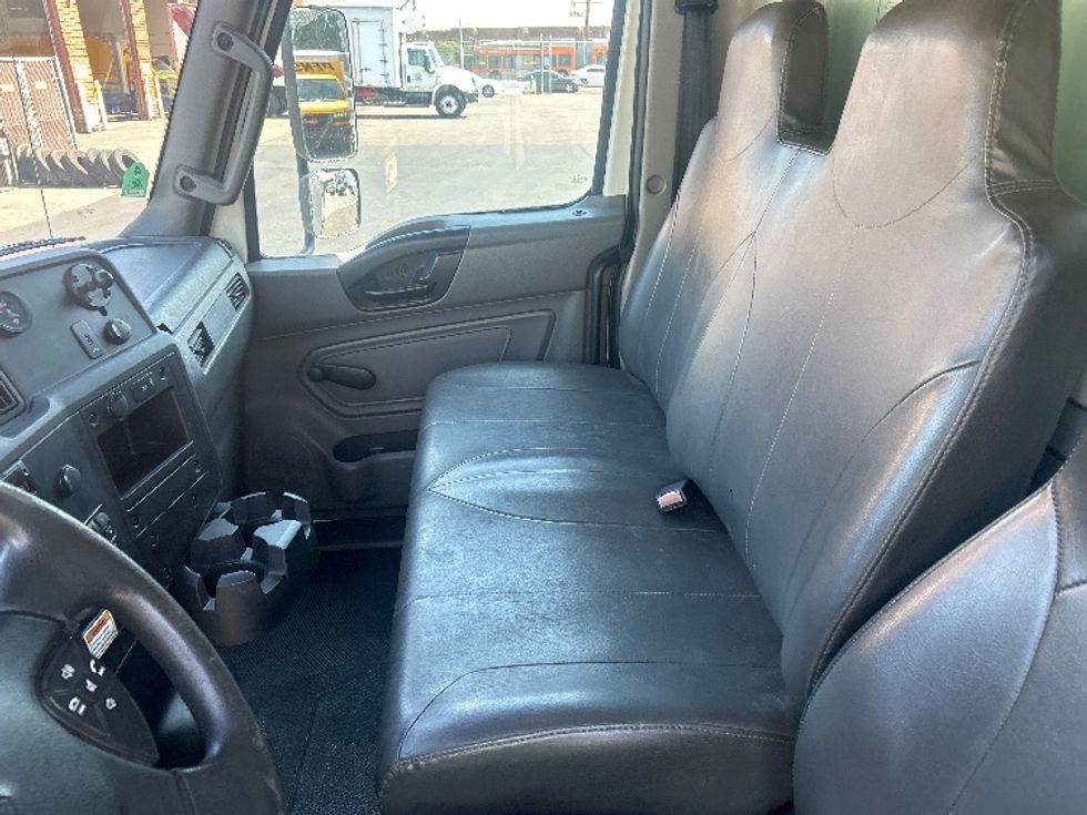 Refrigerated Truck-Light and Medium Duty Trucks-International-2020-MV607-Vernon-CA-250,767\n\t\tmiles-$ 46,500 - Image 19