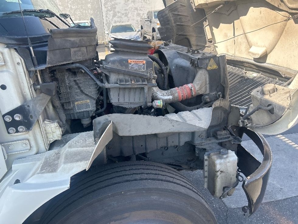 Refrigerated Truck-Light and Medium Duty Trucks-International-2020-MV607-Vernon-CA-250,767\n\t\tmiles-$ 46,500 - Image 23