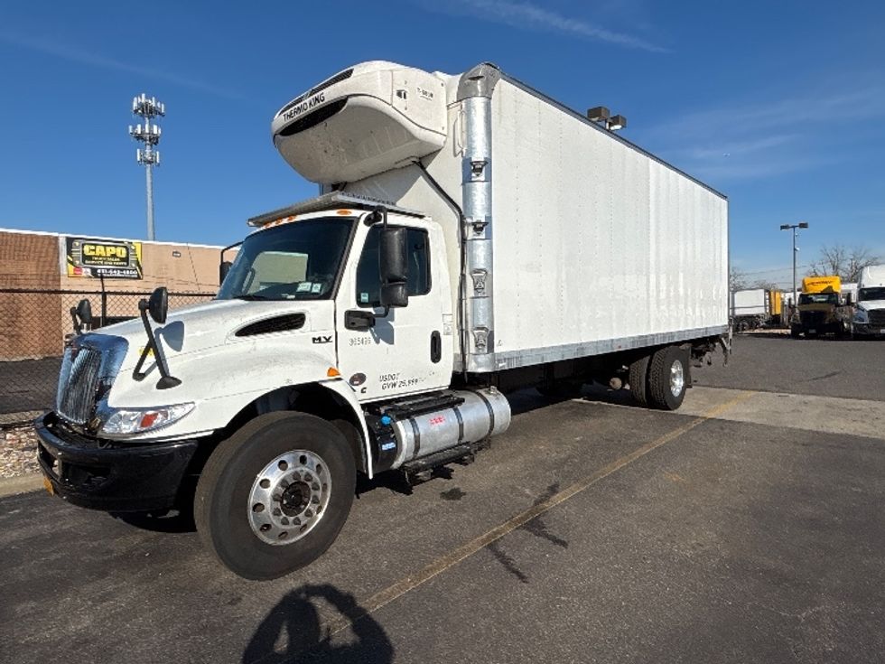 Refrigerated Truck-Light and Medium Duty Trucks-International-2020-MV607-West Babylon-NY-46,799\n\t\tmiles-$ 69,000 - Image 3