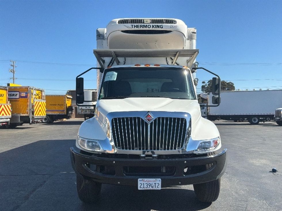 Refrigerated Truck-Light and Medium Duty Trucks-International-2020-MV607-West Sacramento-CA-143,508\n\t\tmiles-$ 55,000 - Image 2