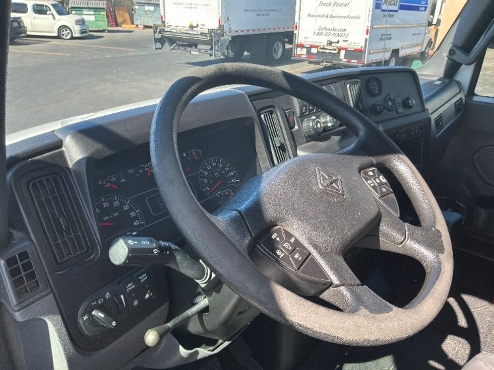 Refrigerated Truck-Light and Medium Duty Trucks-International-2020-MV607-West Sacramento-CA-143,508\n\t\tmiles-$ 55,000 - Image 17