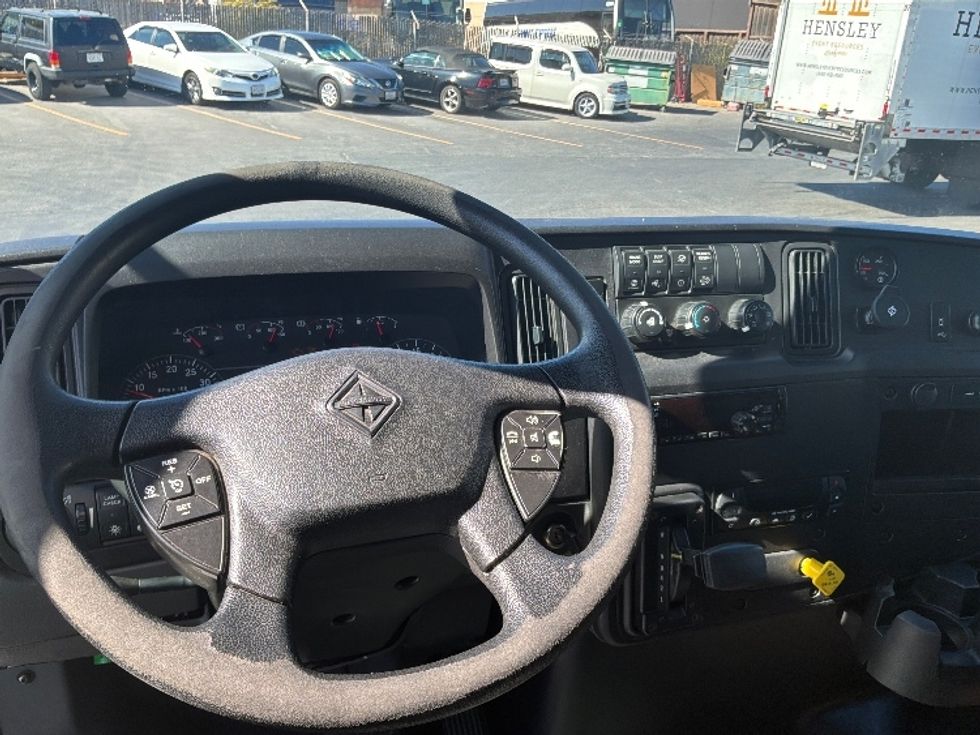 Refrigerated Truck-Light and Medium Duty Trucks-International-2020-MV607-West Sacramento-CA-143,508\n\t\tmiles-$ 55,000 - Image 18
