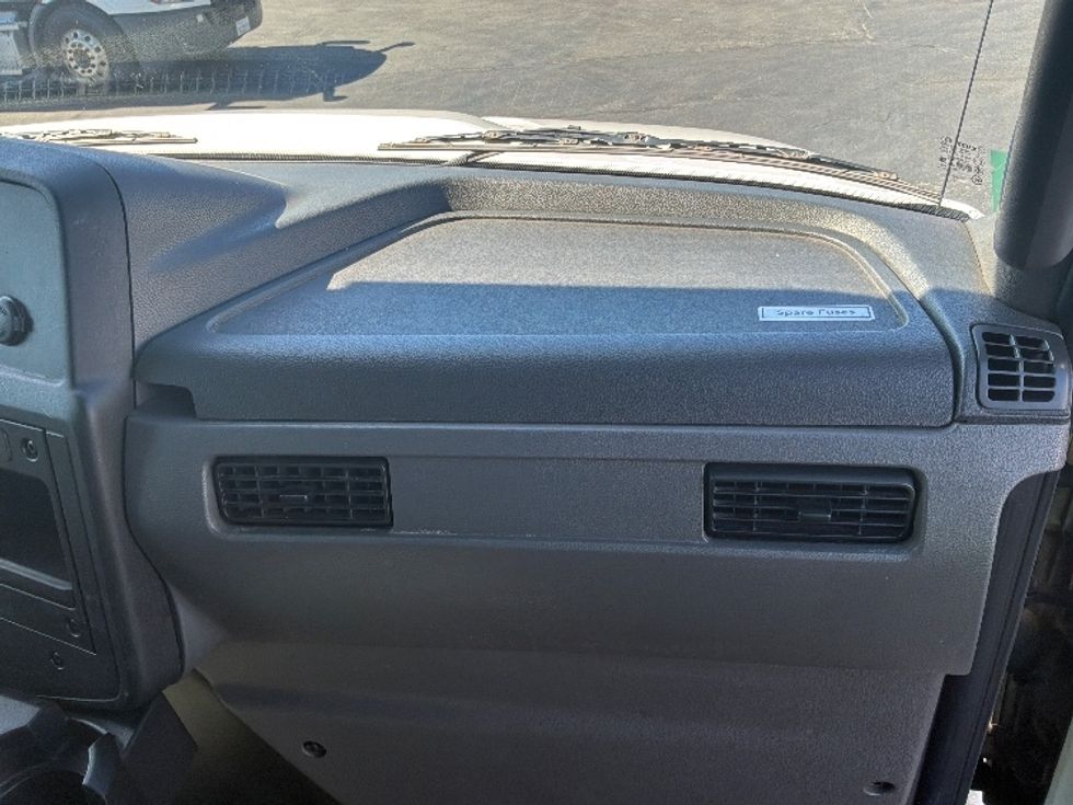 Refrigerated Truck-Light and Medium Duty Trucks-International-2020-MV607-West Sacramento-CA-143,508\n\t\tmiles-$ 55,000 - Image 21