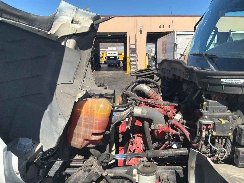 Refrigerated Truck-Light and Medium Duty Trucks-International-2020-MV607-West Sacramento-CA-143,508\n\t\tmiles-$ 55,000 - Image 24