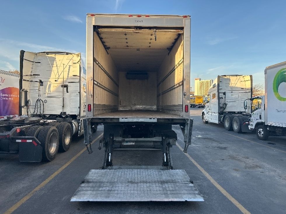Refrigerated Truck-Light and Medium Duty Trucks-International-2020-MV607-West Sacramento-CA-174,247\n\t\tmiles-$ 60,250 - Image 9