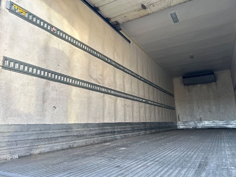 Refrigerated Truck-Light and Medium Duty Trucks-International-2020-MV607-West Sacramento-CA-174,247\n\t\tmiles-$ 60,250 - Image 11