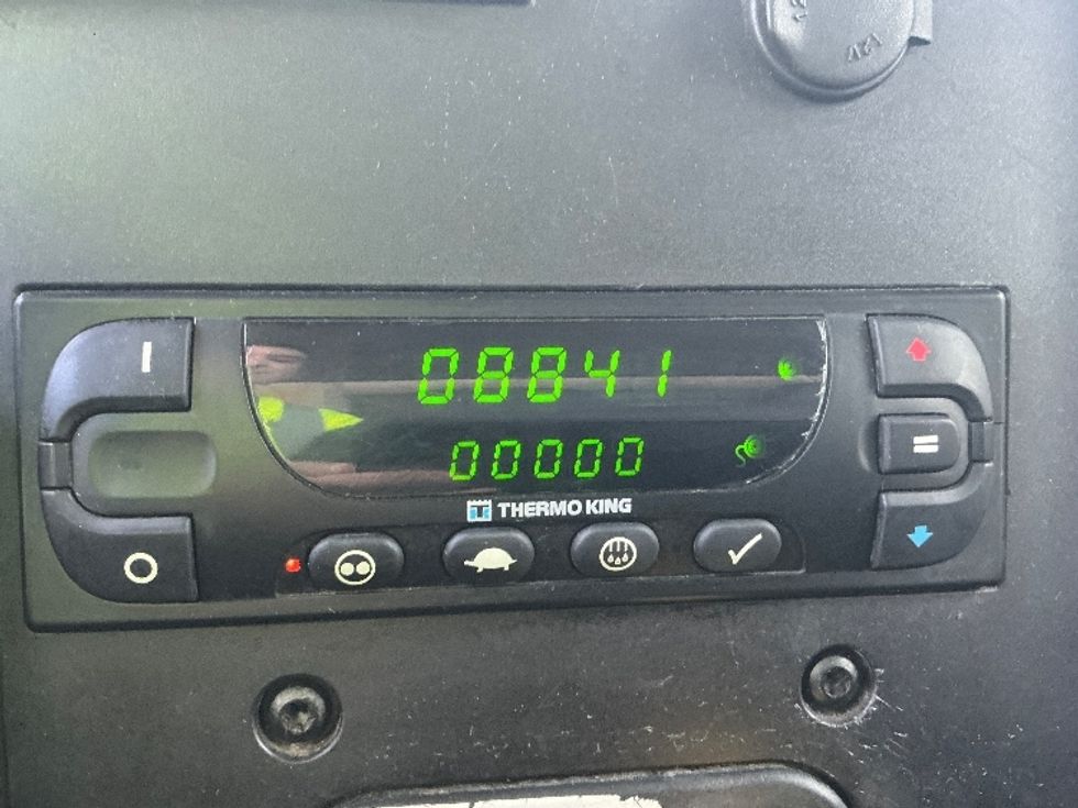 Refrigerated Truck-Light and Medium Duty Trucks-International-2020-MV607-West Sacramento-CA-174,247\n\t\tmiles-$ 60,250 - Image 25