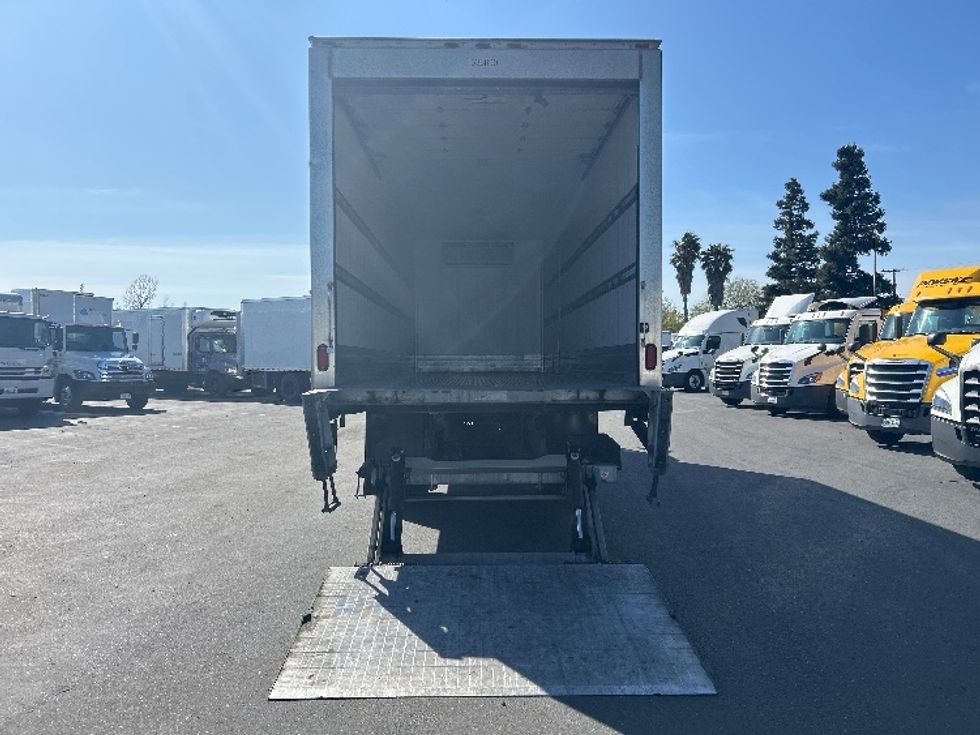 Refrigerated Truck-Light and Medium Duty Trucks-International-2020-MV607-West Sacramento-CA-190,306\n\t\tmiles-$ 62,000 - Image 9