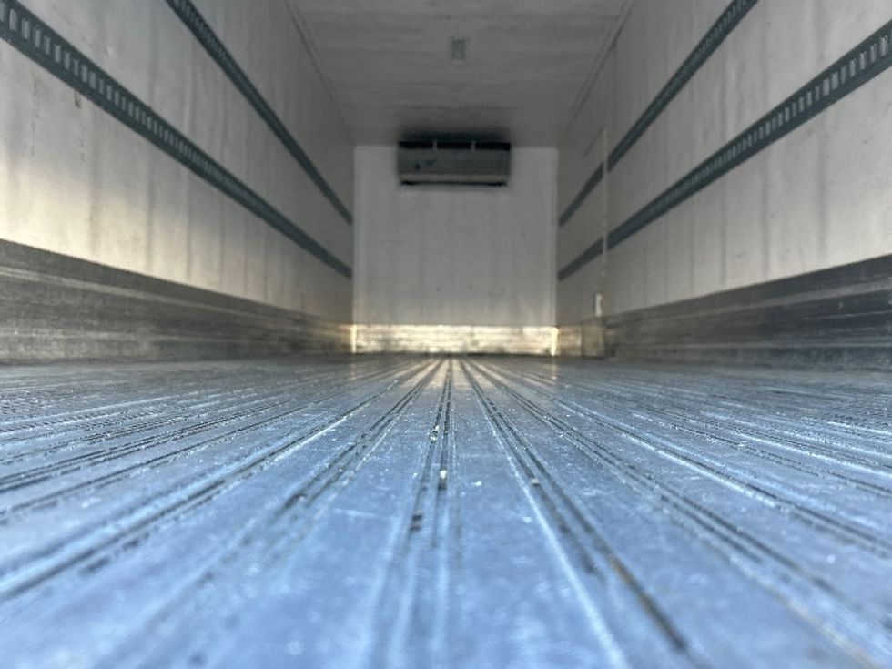 Refrigerated Truck-Light and Medium Duty Trucks-International-2020-MV607-West Sacramento-CA-190,306\n\t\tmiles-$ 62,000 - Image 8