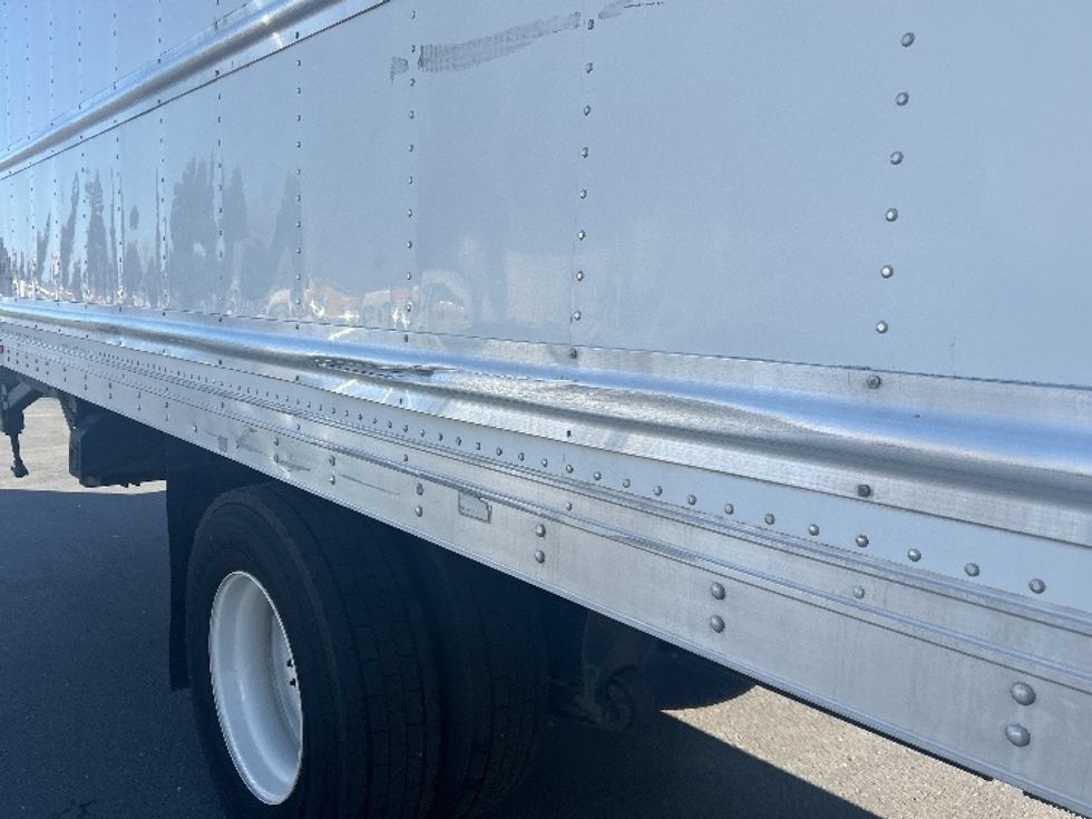 Refrigerated Truck-Light and Medium Duty Trucks-International-2020-MV607-West Sacramento-CA-190,306\n\t\tmiles-$ 62,000 - Image 23