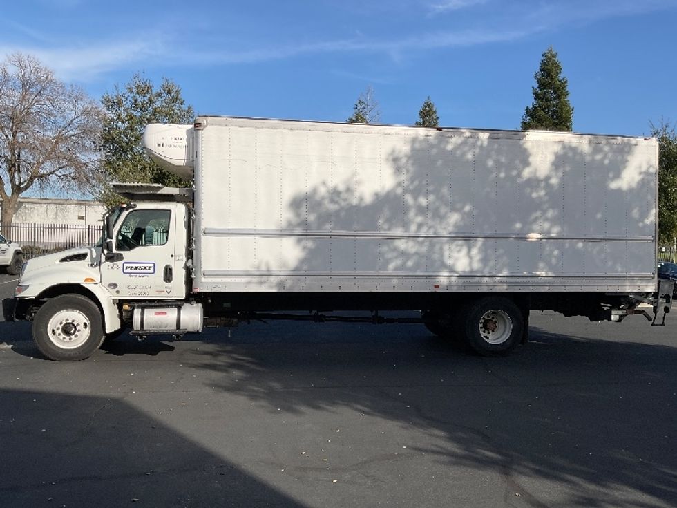 Refrigerated Truck-Light and Medium Duty Trucks-International-2020-MV607-West Sacramento-CA-192,260\n\t\tmiles-$ 63,250 - Image 4