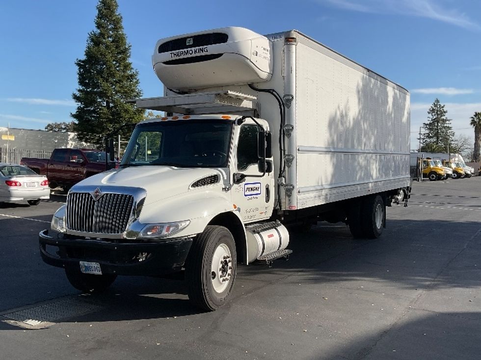 Refrigerated Truck-Light and Medium Duty Trucks-International-2020-MV607-West Sacramento-CA-192,260\n\t\tmiles-$ 63,250 - Image 3