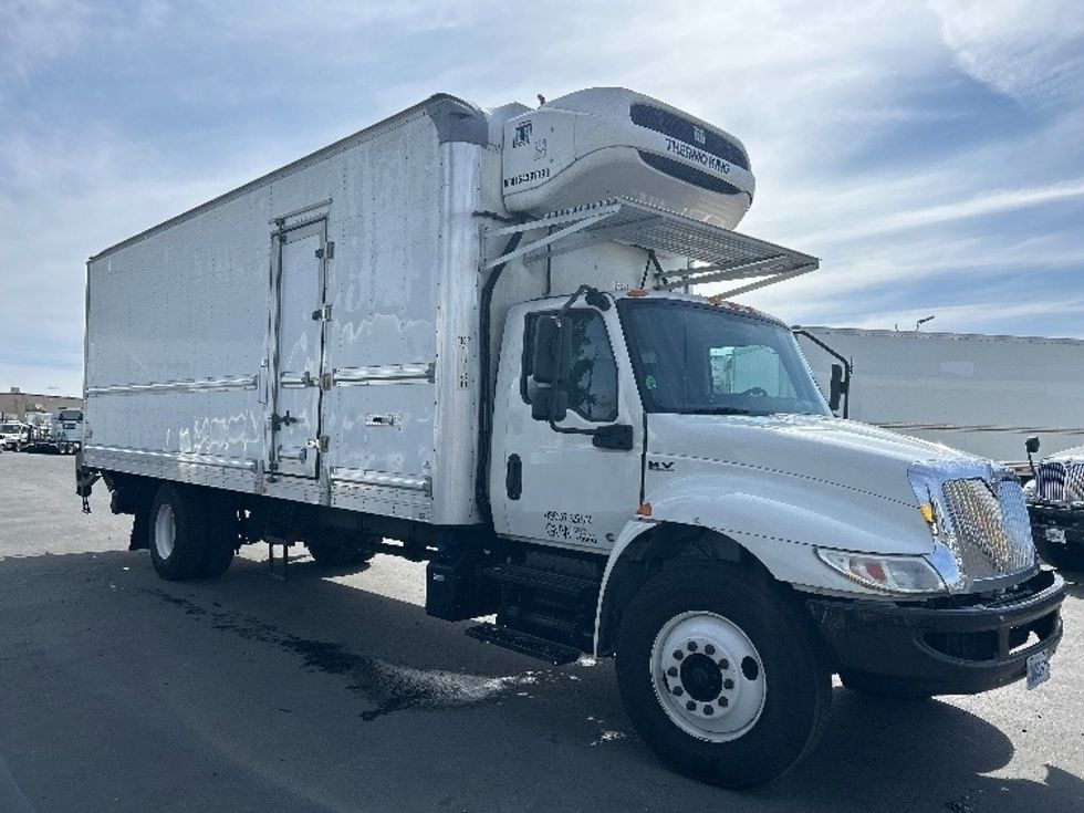 Refrigerated Truck-Light and Medium Duty Trucks-International-2020-MV607-West Sacramento-CA-217,984\n\t\tmiles-$ 62,250 - Image 1