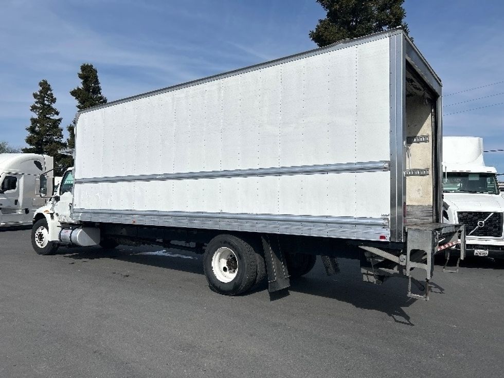 Refrigerated Truck-Light and Medium Duty Trucks-International-2020-MV607-West Sacramento-CA-217,984\n\t\tmiles-$ 62,250 - Image 6