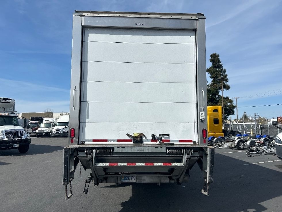 Refrigerated Truck-Light and Medium Duty Trucks-International-2020-MV607-West Sacramento-CA-217,984\n\t\tmiles-$ 62,250 - Image 7