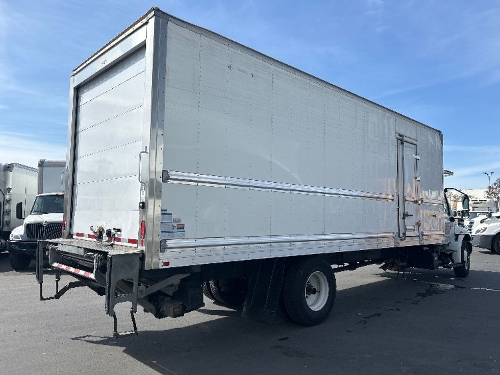 Refrigerated Truck-Light and Medium Duty Trucks-International-2020-MV607-West Sacramento-CA-217,984\n\t\tmiles-$ 62,250 - Image 13