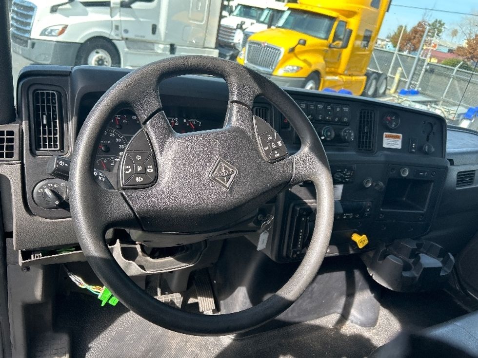 Refrigerated Truck-Light and Medium Duty Trucks-International-2020-MV607-West Sacramento-CA-217,984\n\t\tmiles-$ 62,250 - Image 18