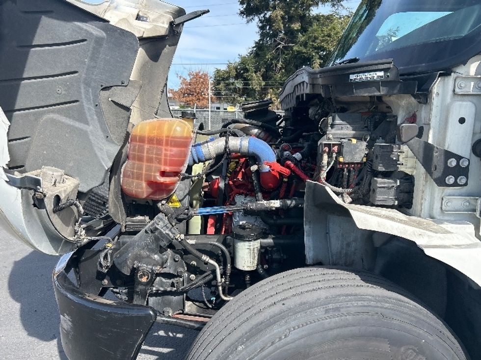 Refrigerated Truck-Light and Medium Duty Trucks-International-2020-MV607-West Sacramento-CA-217,984\n\t\tmiles-$ 62,250 - Image 23