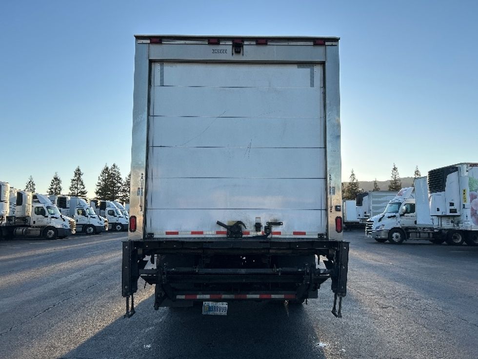 Refrigerated Truck-Light and Medium Duty Trucks-International-2020-MV607-West Sacramento-CA-218,299\n\t\tmiles-$ 56,000 - Image 7