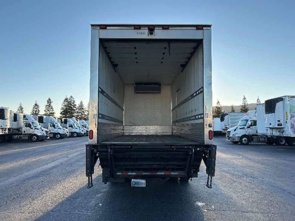 Refrigerated Truck-Light and Medium Duty Trucks-International-2020-MV607-West Sacramento-CA-218,299\n\t\tmiles-$ 56,000 - Image 8
