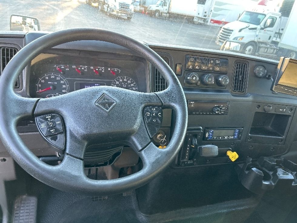 Refrigerated Truck-Light and Medium Duty Trucks-International-2020-MV607-West Sacramento-CA-218,299\n\t\tmiles-$ 56,000 - Image 18