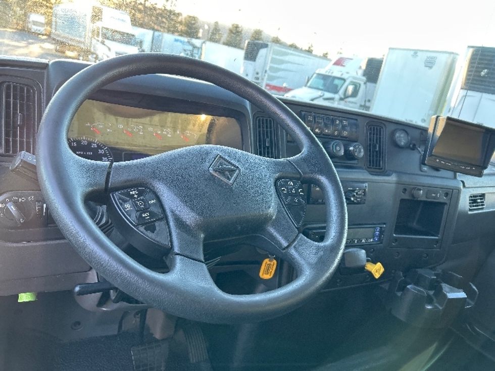 Refrigerated Truck-Light and Medium Duty Trucks-International-2020-MV607-West Sacramento-CA-218,299\n\t\tmiles-$ 56,000 - Image 17