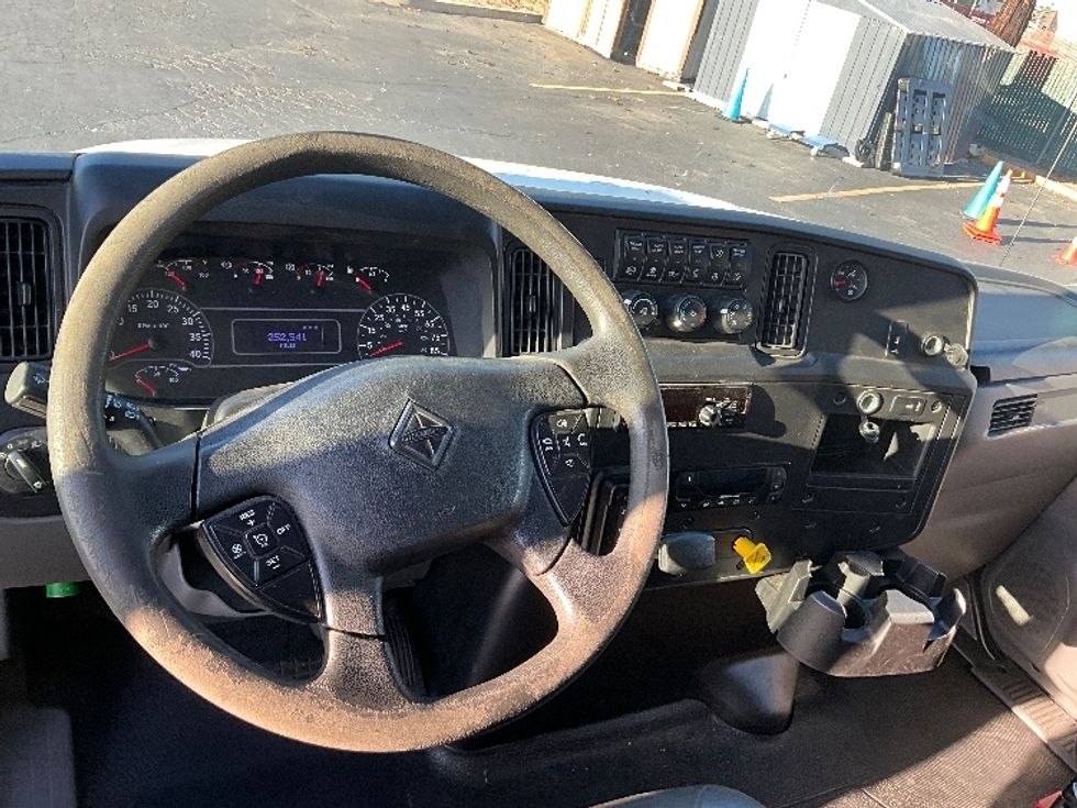 Refrigerated Truck-Light and Medium Duty Trucks-International-2020-MV607-West Sacramento-CA-252,312\n\t\tmiles-$ 35,750 - Image 18