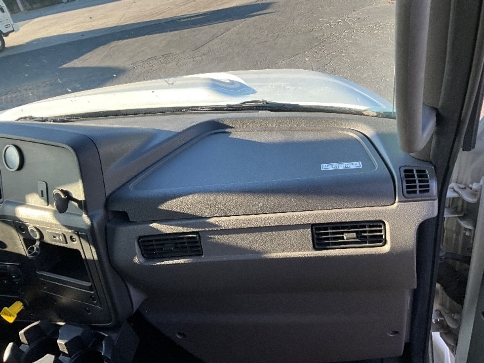 Refrigerated Truck-Light and Medium Duty Trucks-International-2020-MV607-West Sacramento-CA-252,312\n\t\tmiles-$ 35,750 - Image 21