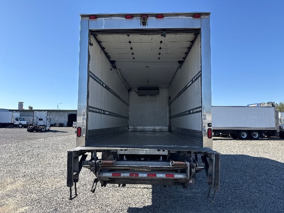 Refrigerated Truck-Light and Medium Duty Trucks-International-2020-MV607-West Sacramento-CA-319,657\n\t\tmiles-$ 26,500 - Image 8