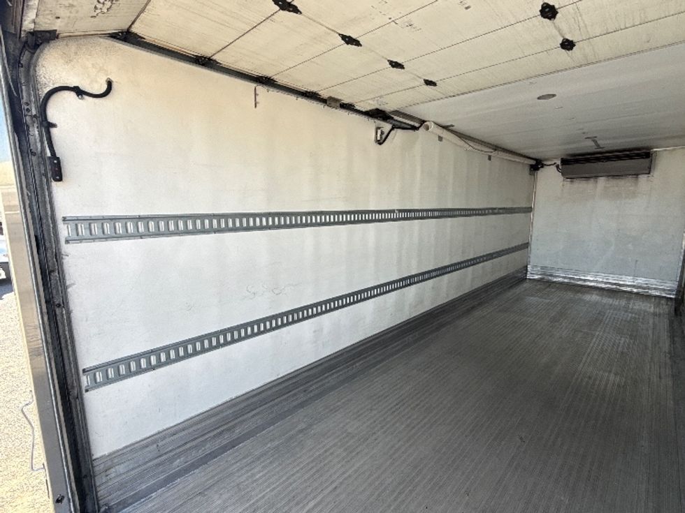 Refrigerated Truck-Light and Medium Duty Trucks-International-2020-MV607-West Sacramento-CA-319,657\n\t\tmiles-$ 26,500 - Image 12