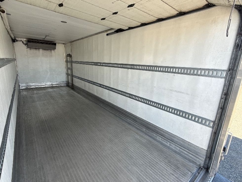 Refrigerated Truck-Light and Medium Duty Trucks-International-2020-MV607-West Sacramento-CA-319,657\n\t\tmiles-$ 26,500 - Image 11