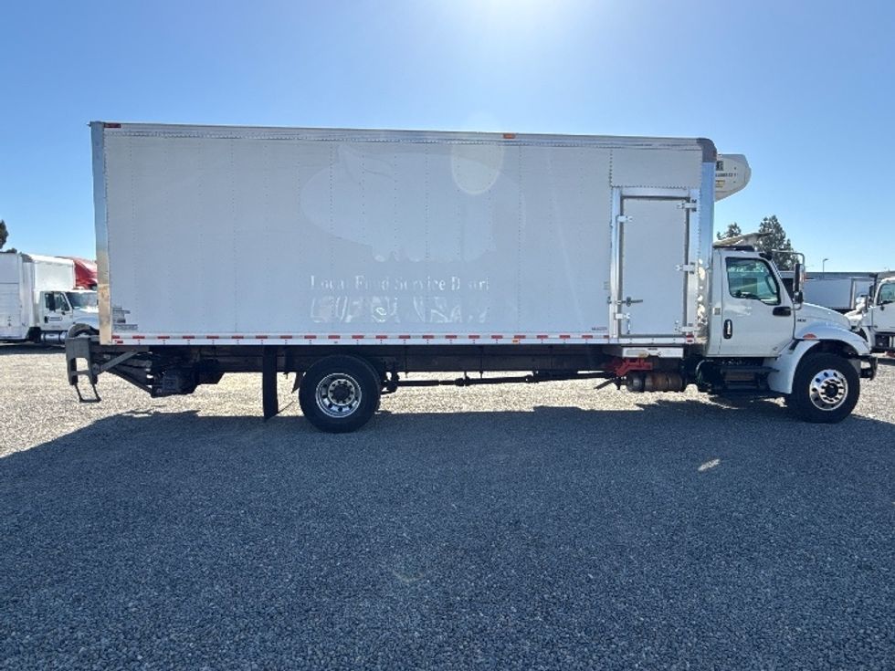 Refrigerated Truck-Light and Medium Duty Trucks-International-2020-MV607-West Sacramento-CA-319,657\n\t\tmiles-$ 26,500 - Image 15