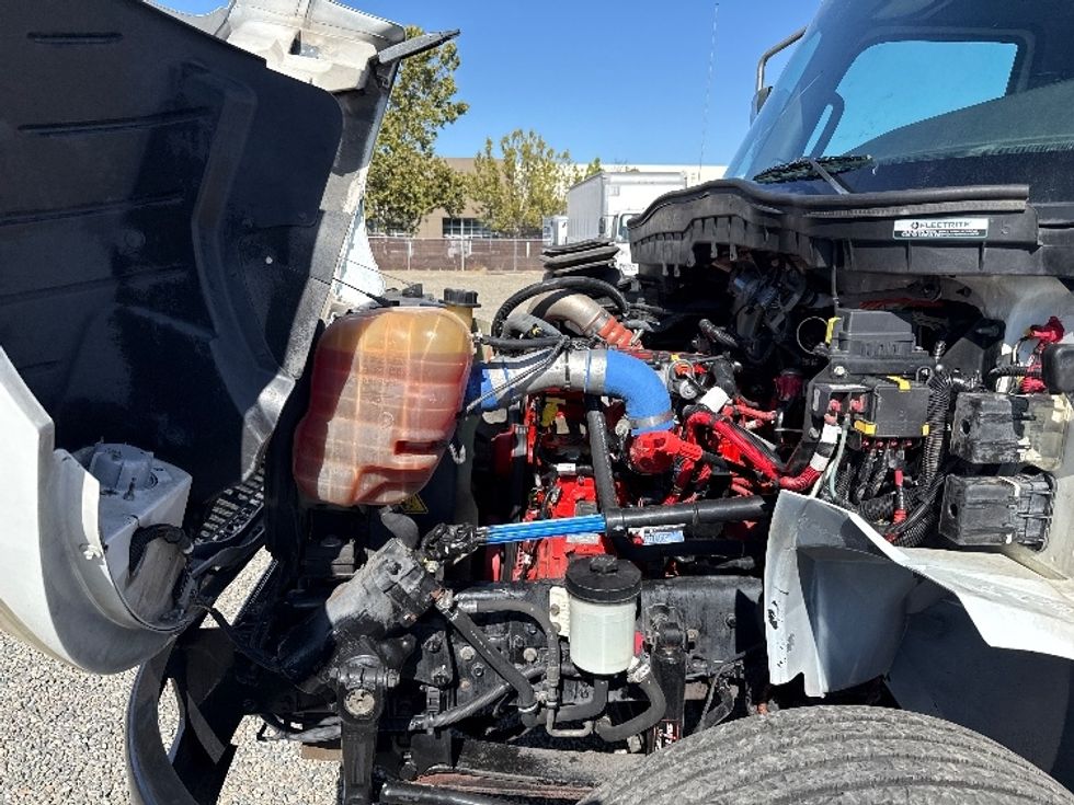Refrigerated Truck-Light and Medium Duty Trucks-International-2020-MV607-West Sacramento-CA-319,657\n\t\tmiles-$ 26,500 - Image 24