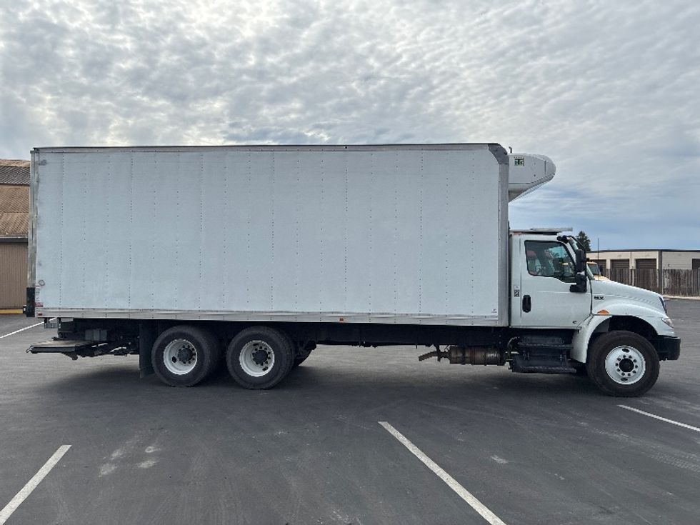Refrigerated Truck-Light and Medium Duty Trucks-International-2020-MV607-West Sacramento-CA-55,532\n\t\tmiles-$ 77,000 - Image 15