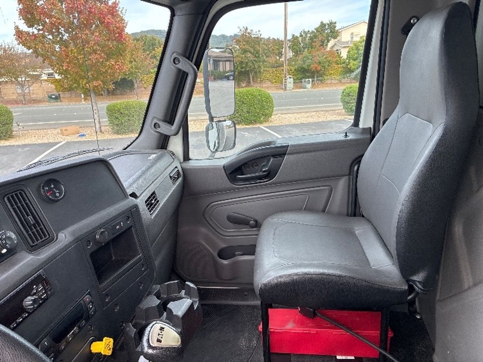 Refrigerated Truck-Light and Medium Duty Trucks-International-2020-MV607-West Sacramento-CA-55,532\n\t\tmiles-$ 77,000 - Image 19