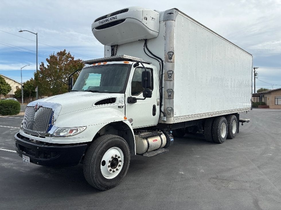 Refrigerated Truck-Light and Medium Duty Trucks-International-2020-MV607-West Sacramento-CA-55,532\n\t\tmiles-$ 77,000 - Image 3
