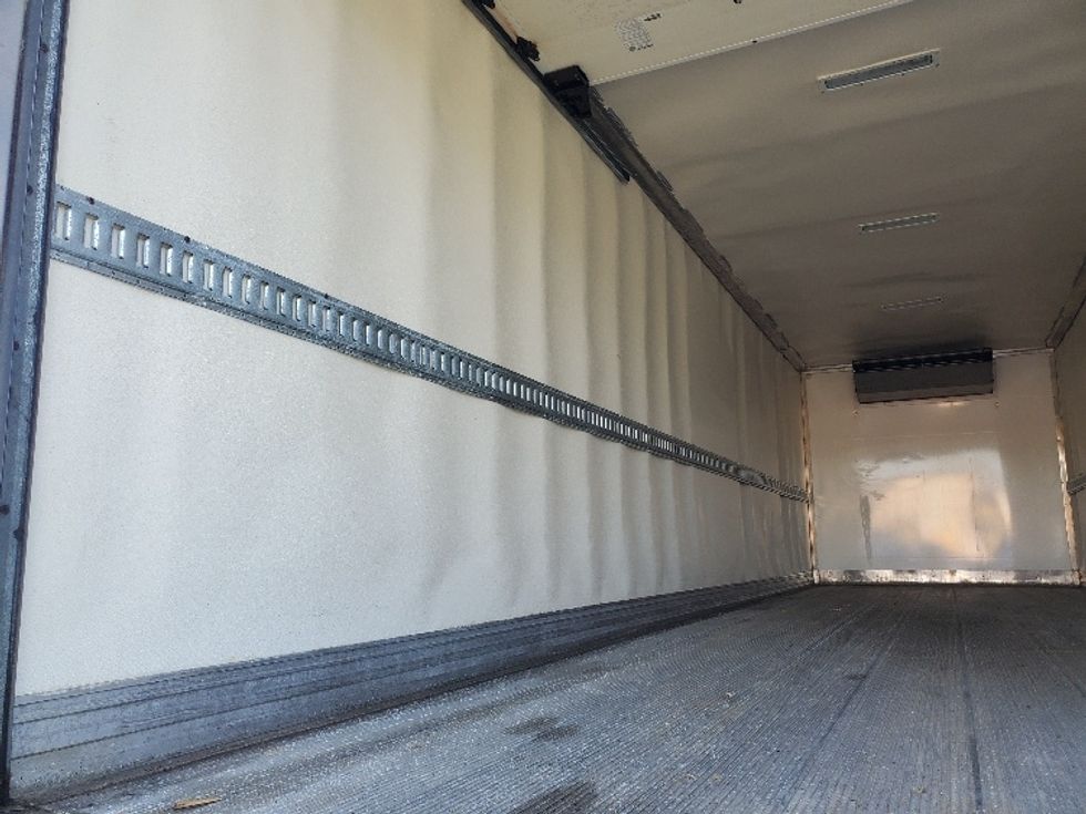 Refrigerated Truck-Light and Medium Duty Trucks-International-2020-MV607-White Deer-PA-140,032\n\t\tmiles-$ 52,000 - Image 10