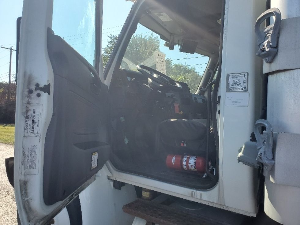 Refrigerated Truck-Light and Medium Duty Trucks-International-2020-MV607-White Deer-PA-171,140\n\t\tmiles-$ 48,000 - Image 15
