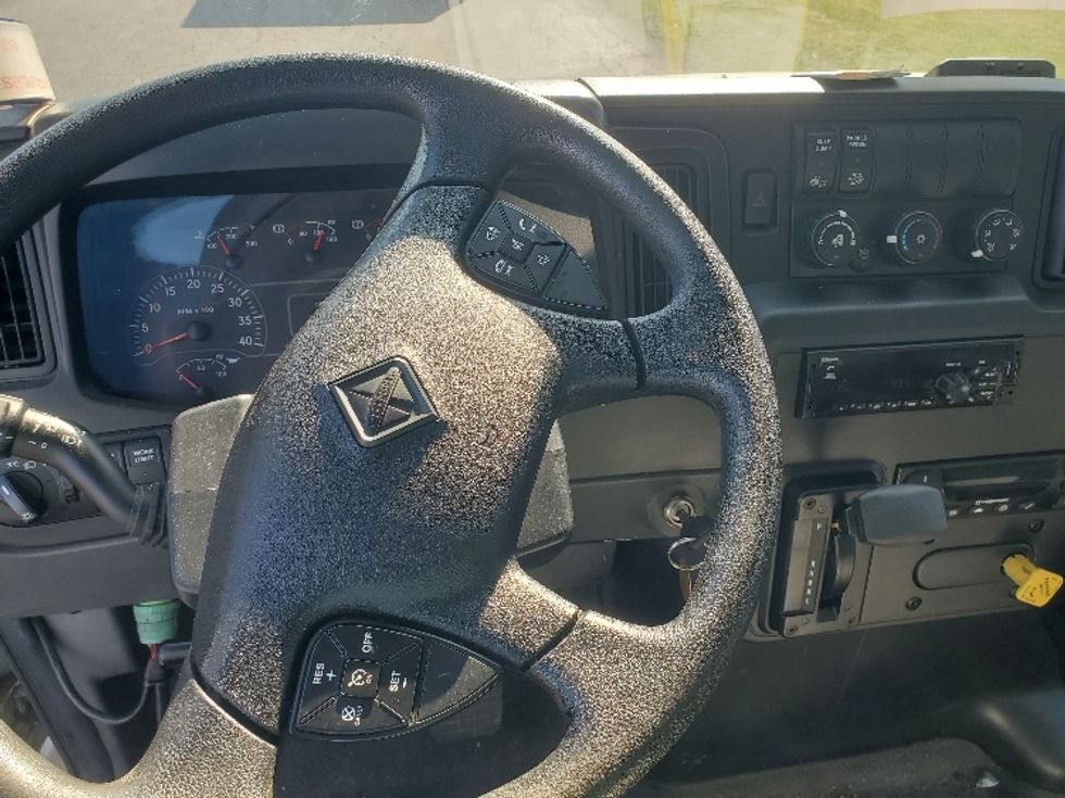 Refrigerated Truck-Light and Medium Duty Trucks-International-2020-MV607-White Deer-PA-171,140\n\t\tmiles-$ 48,000 - Image 17