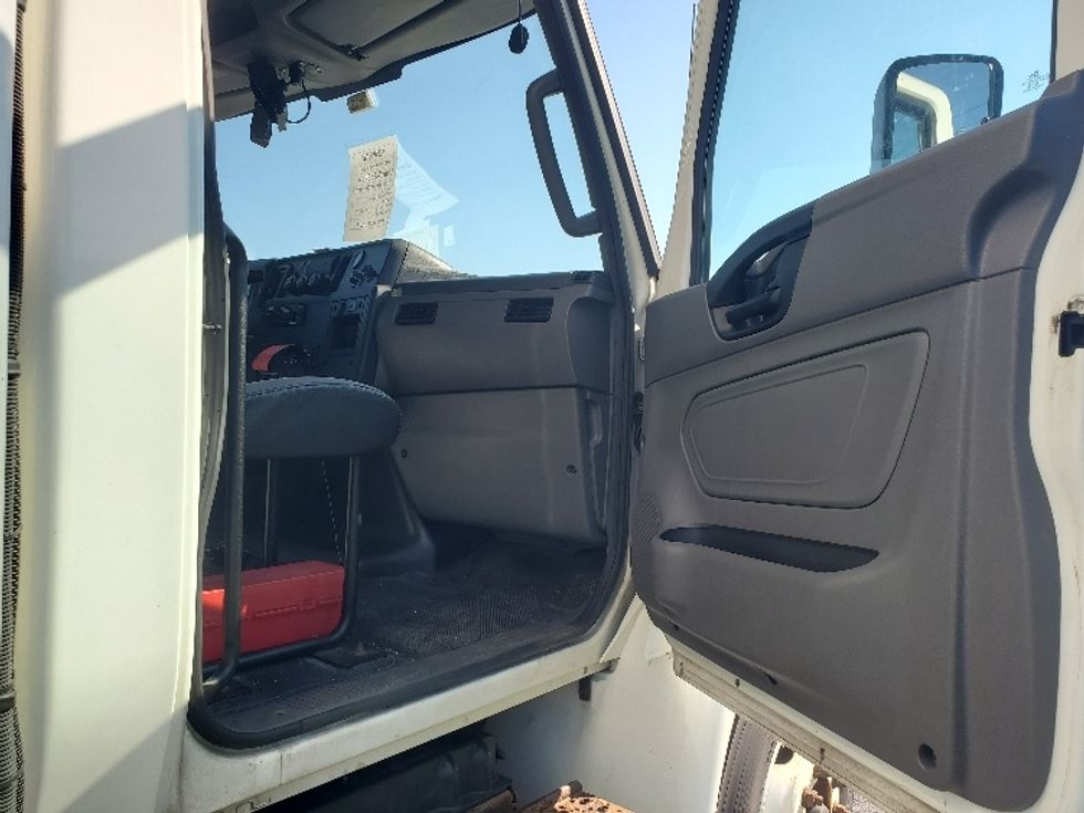 Refrigerated Truck-Light and Medium Duty Trucks-International-2020-MV607-White Deer-PA-171,140\n\t\tmiles-$ 48,000 - Image 19