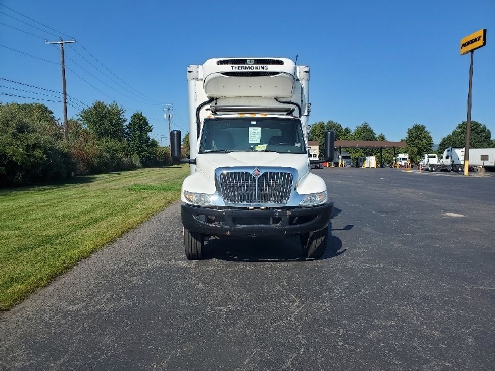 Refrigerated Truck-Light and Medium Duty Trucks-International-2020-MV607-White Deer-PA-171,140\n\t\tmiles-$ 48,000 - Image 2