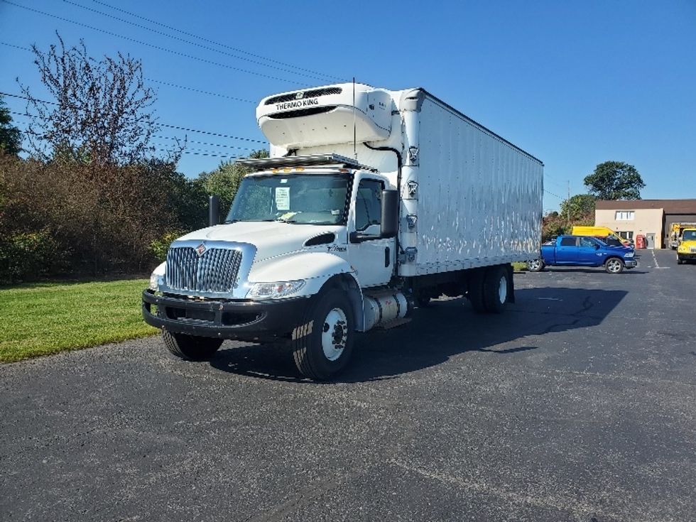 Refrigerated Truck-Light and Medium Duty Trucks-International-2020-MV607-White Deer-PA-171,140\n\t\tmiles-$ 48,000 - Image 3