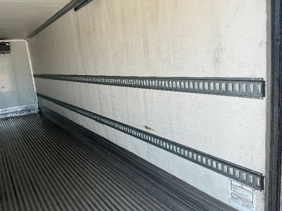 Refrigerated Truck-Light and Medium Duty Trucks-International-2020-MV607-Wilkes Barre-PA-110,484\n\t\tmiles-$ 61,000 - Image 12