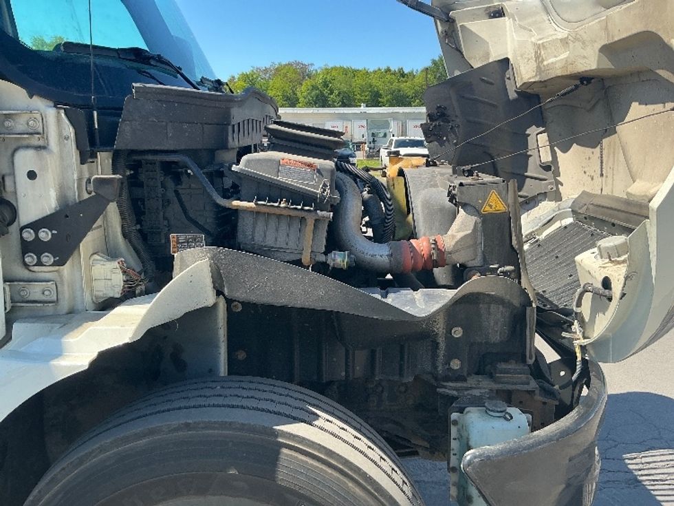 Refrigerated Truck-Light and Medium Duty Trucks-International-2020-MV607-Wilkes Barre-PA-110,484\n\t\tmiles-$ 61,000 - Image 23