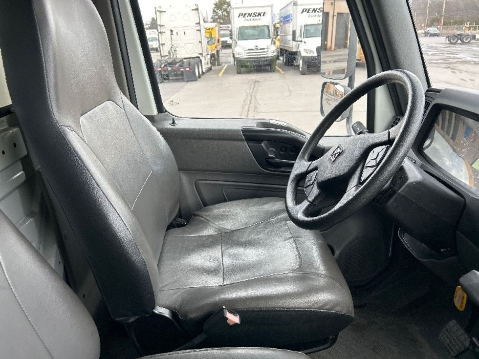 Refrigerated Truck-Light and Medium Duty Trucks-International-2020-MV607-Wilkes Barre-PA-120,692\n\t\tmiles-$ 60,250 - Image 14