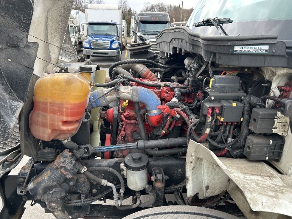 Refrigerated Truck-Light and Medium Duty Trucks-International-2020-MV607-Wilkes Barre-PA-120,692\n\t\tmiles-$ 60,250 - Image 16