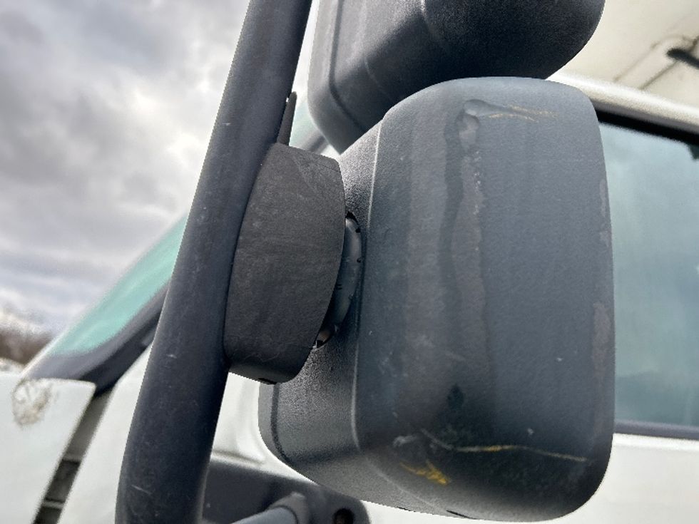 Refrigerated Truck-Light and Medium Duty Trucks-International-2020-MV607-Wilkes Barre-PA-120,692\n\t\tmiles-$ 60,250 - Image 21